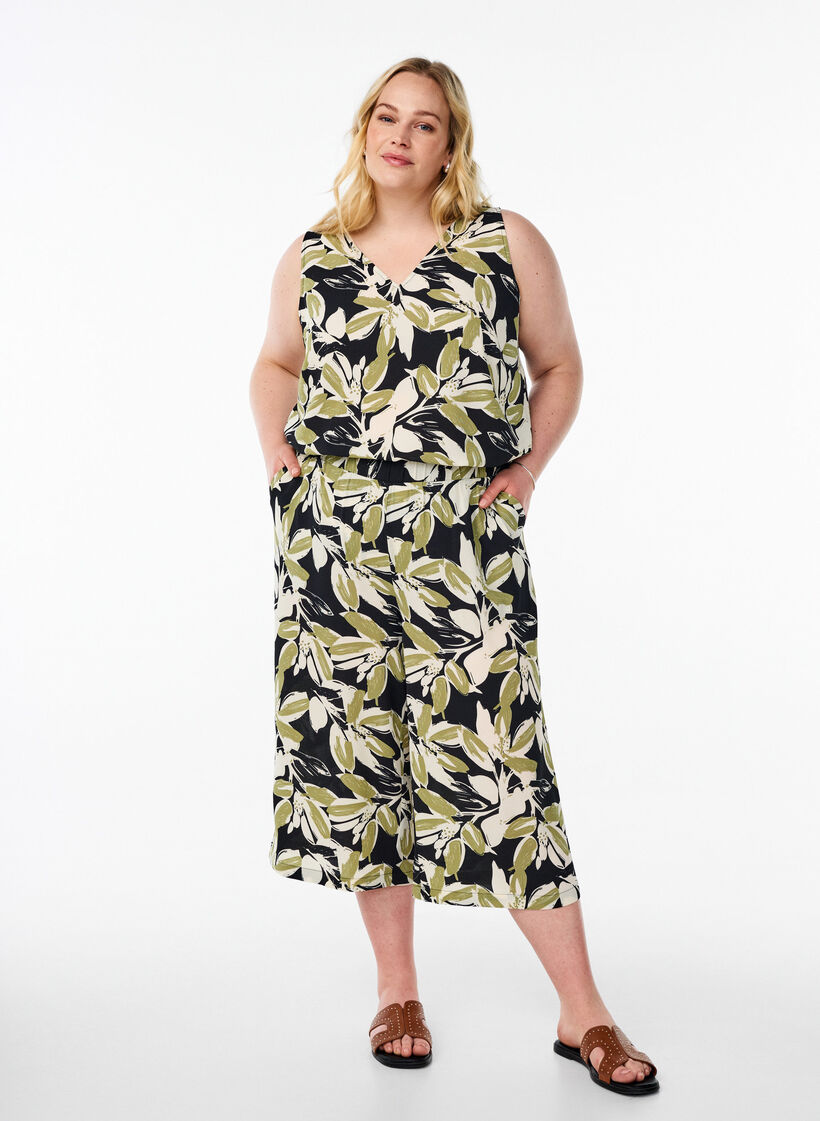 Spodnie culotte z nadrukiem, Czarne, Model image number 0