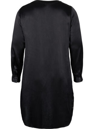Dluga blyszczaca koszula z rozcieciem, Black, Packshot image number 1
