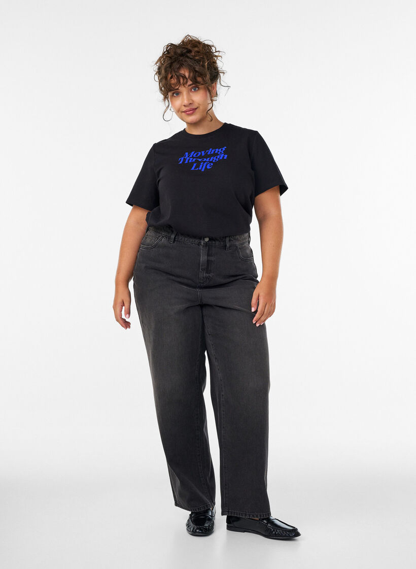 Sweter z haftem z perelek, Czerwony, Model image number 1
