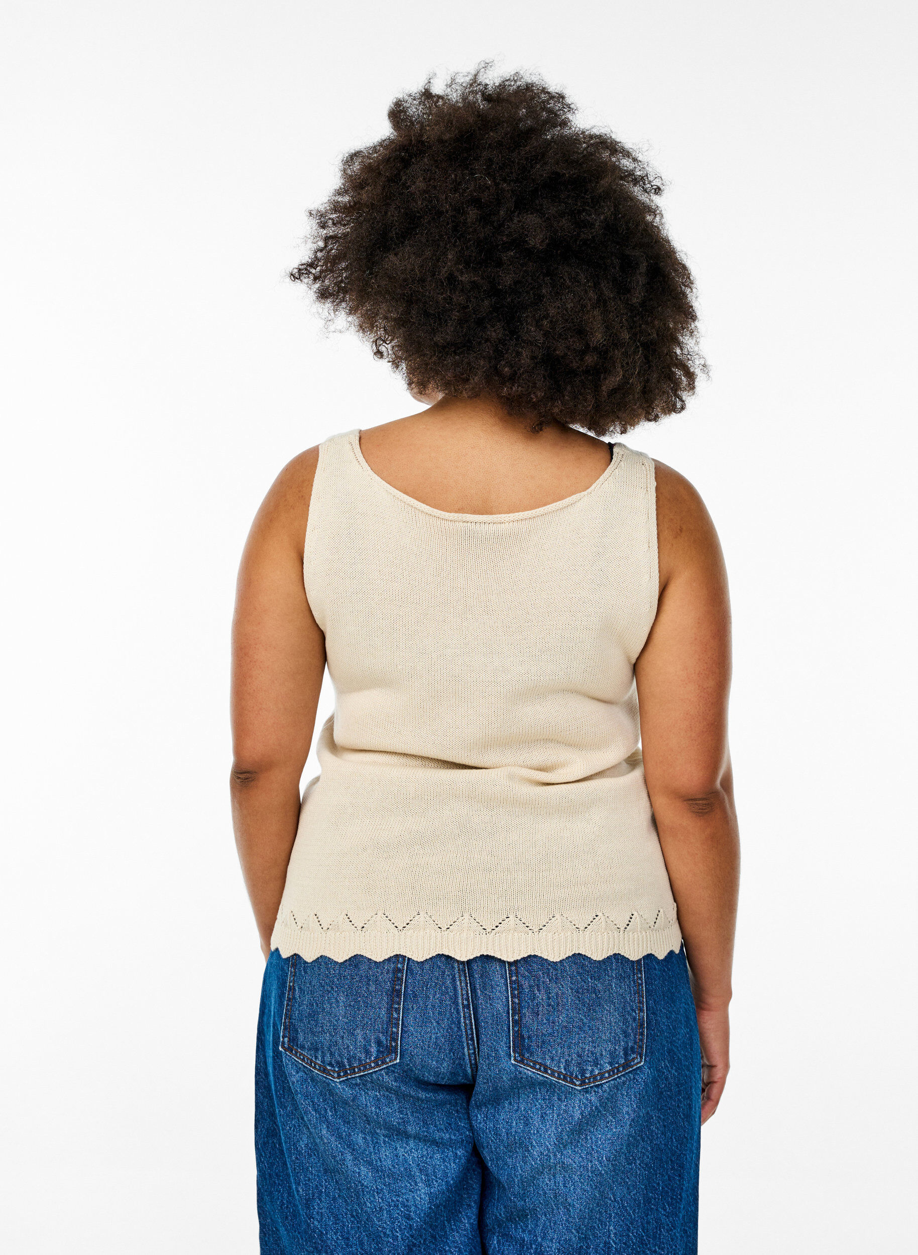 Zizzi Bezrekawnik dzianinowy z falbaniastym brzegiem, Sandshell, Model image number 1