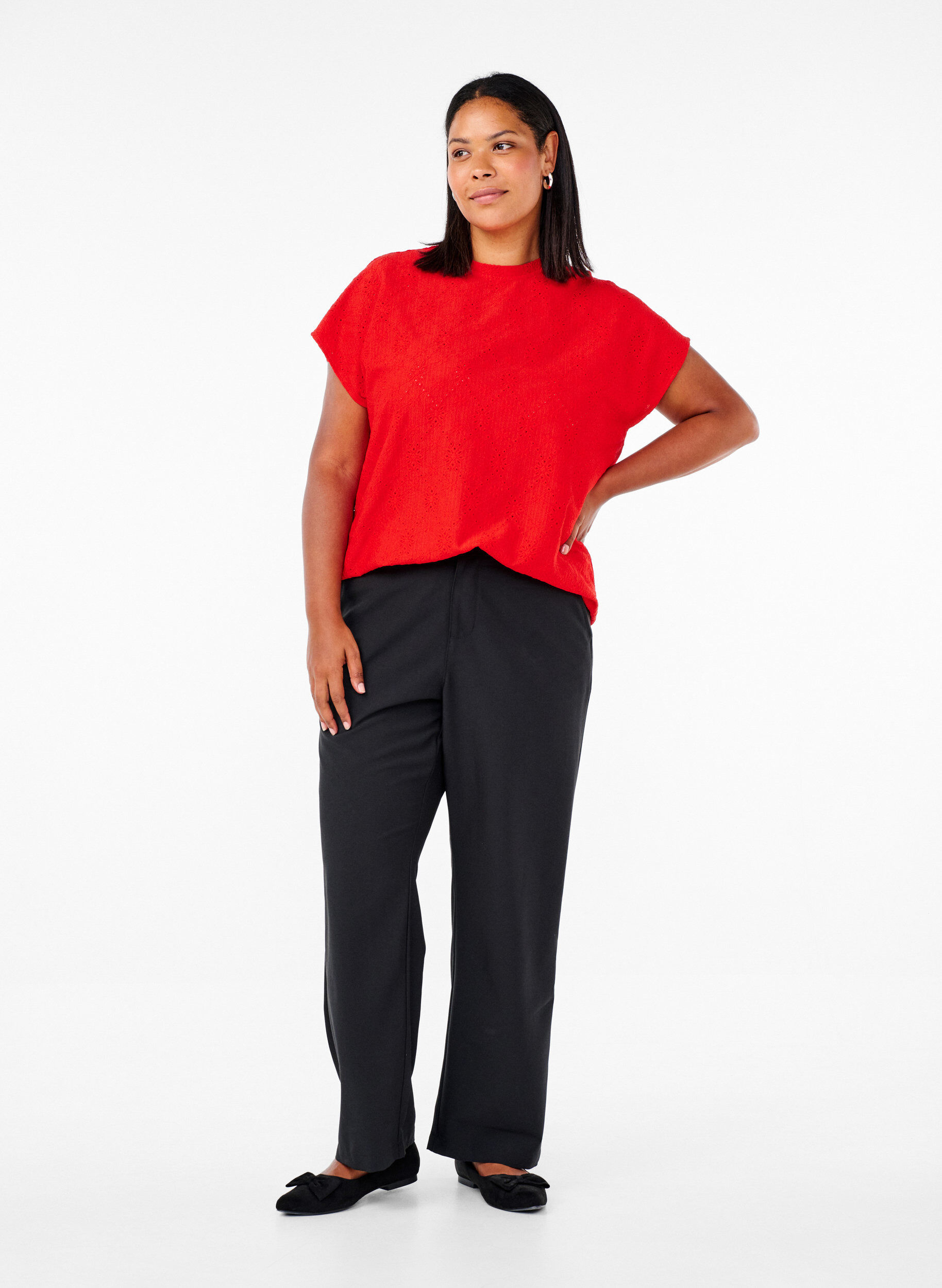 Zizzi Bluzka z kr&oacute;tkimi rekawami i kwiatowym haftem, Flame Scarlet, Model image number 2