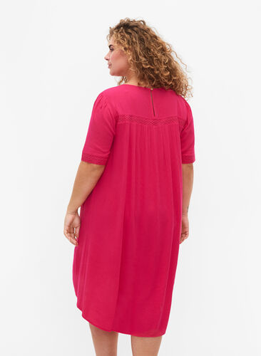 Wiskozowa sukienka z koronkowym paskiem, Bright Rose, Model image number 1