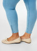 Jeansy Amy nad kostke z suwakiem, Niebieskie, Model image number 2