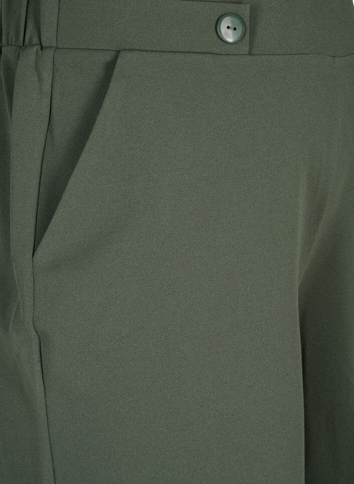 Szorty z kieszeniami i luznym krojem, Zielony, Packshot image number 2