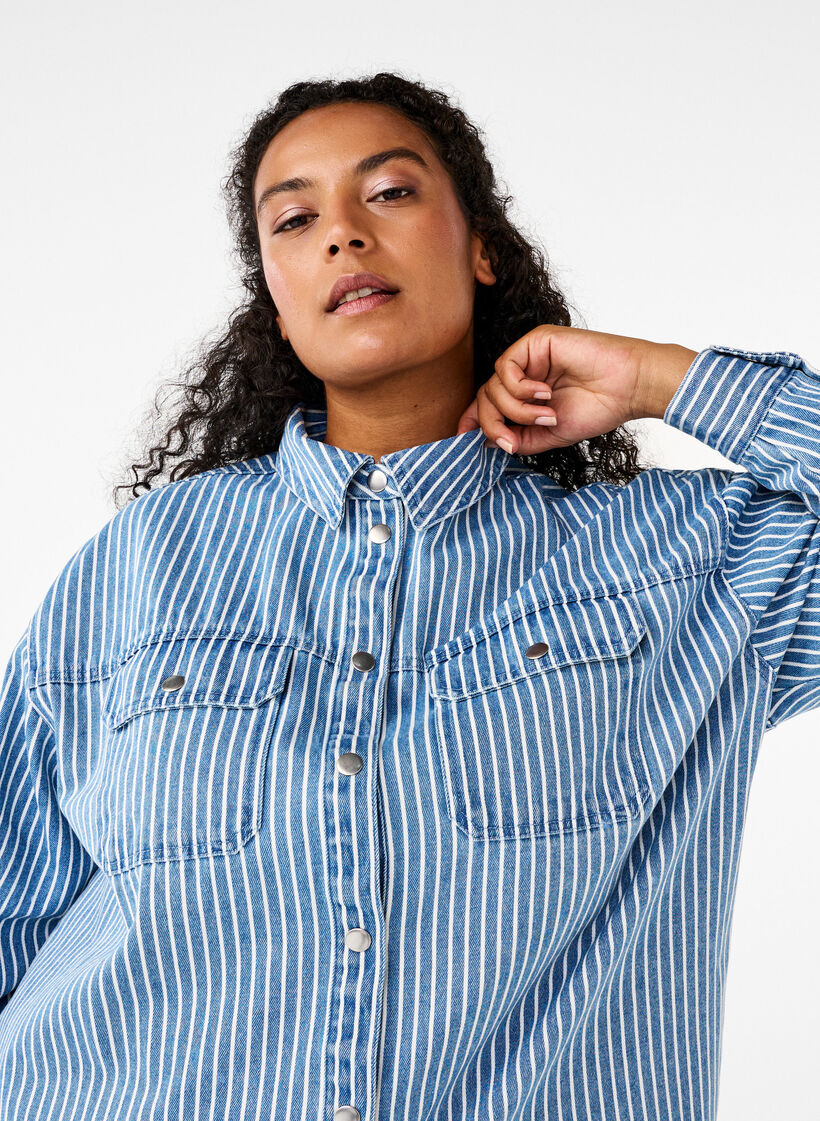 Koszula dzinsowa w paski z kieszeniami na piersi, Light B.Denim Stripe, Model image number 3