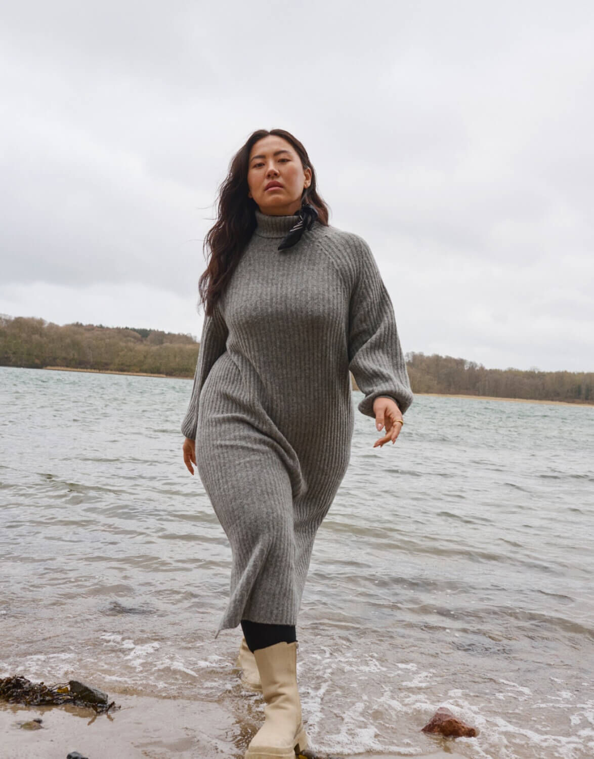 R&oacute;żowe sukienki zimowe