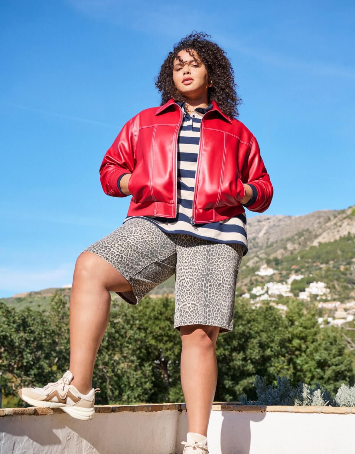 Niebieskie kurtki wiosenne