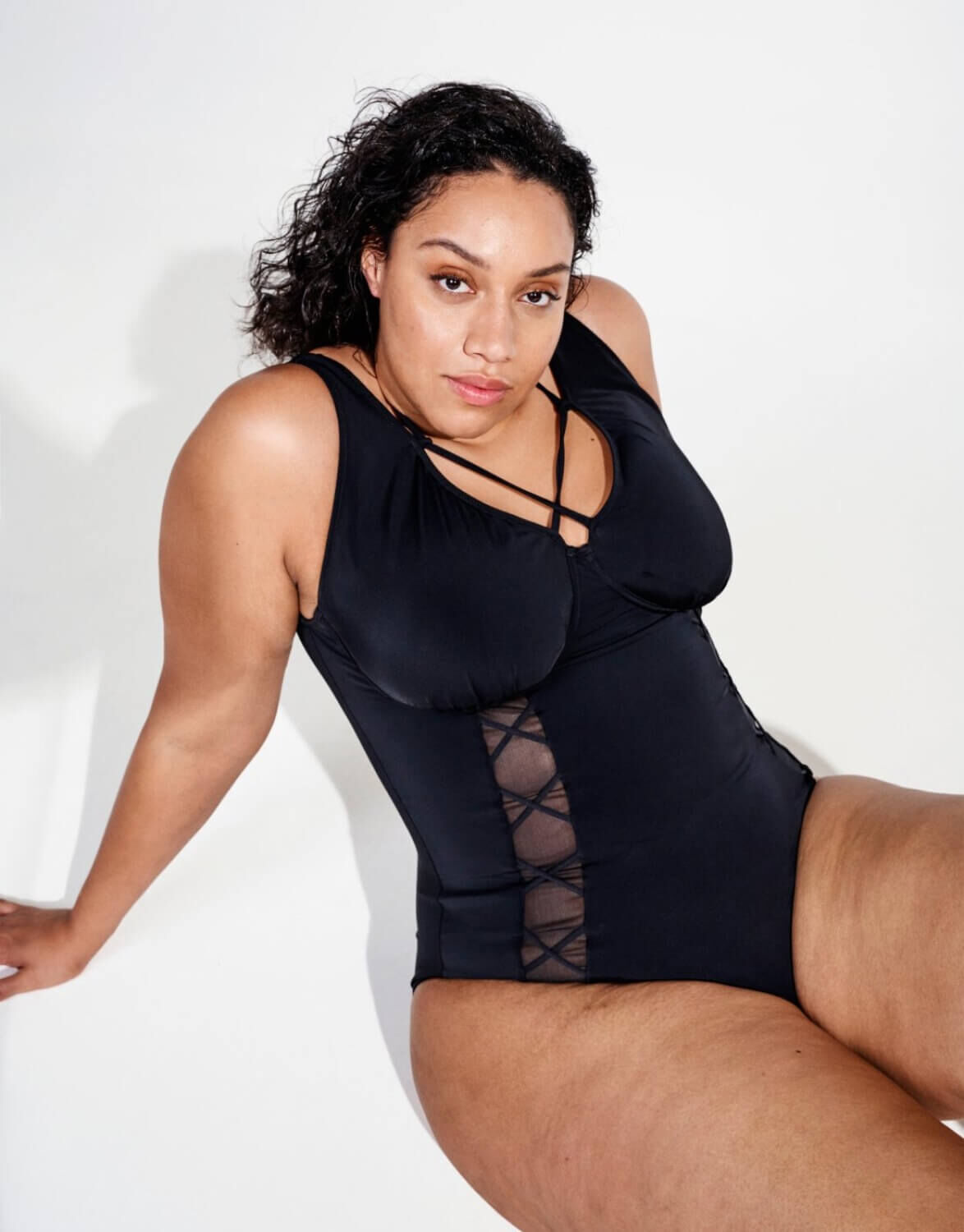 Kostium kąpielowy z fiszbinami